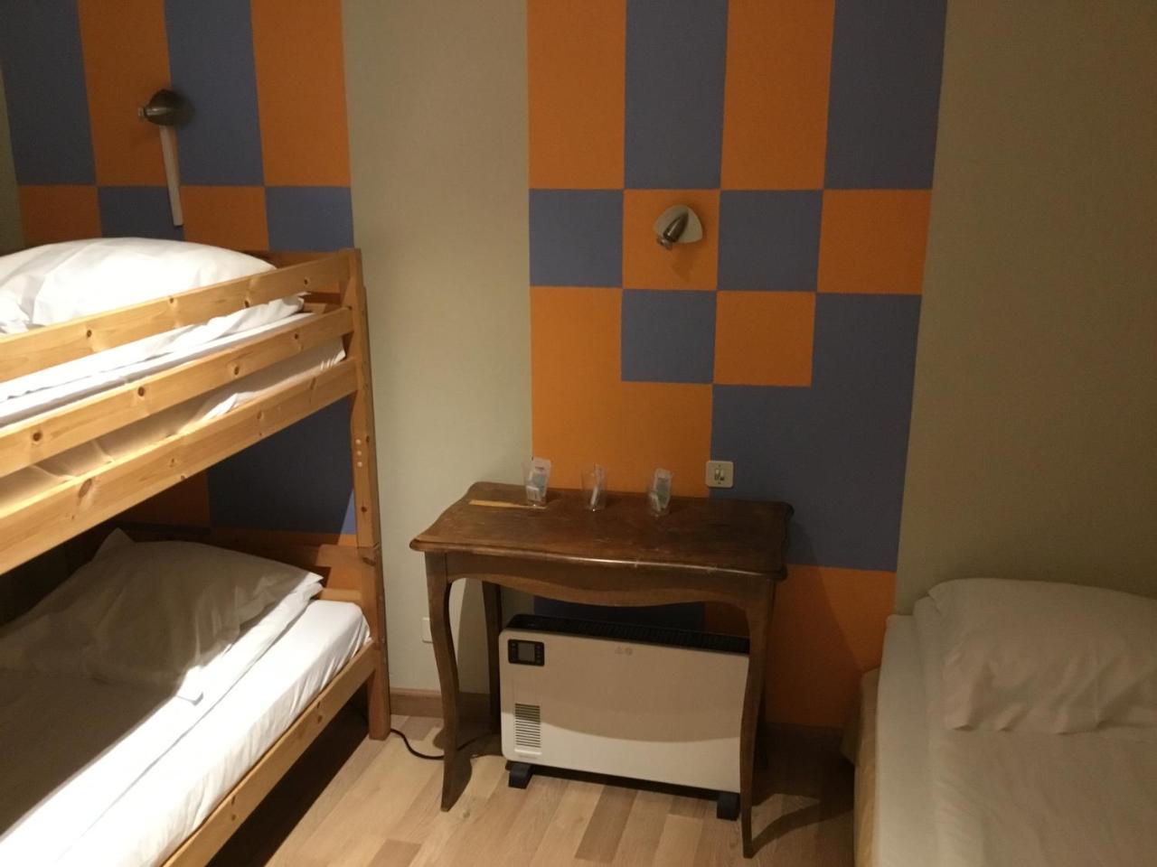 La Chataigneraie Uzer  Bagian luar foto